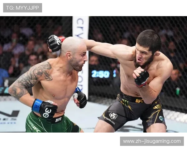 亚历山大・沃尔卡诺夫斯基对阵洛佩斯，UFC325主赛确定